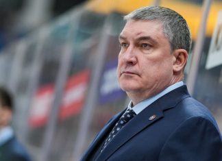 «Ак Барс» продлил контракт с Анваром Гатиятулиным на два года «Ак Барс» продлил контракт с Анваром Гатиятулиным на два года