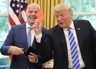 Инфантино подарил Трампу 10 билетов на ЧМ-2026 Инфантино подарил Трампу 10 билетов на ЧМ-2026
