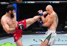 Анкалаев остановил Гуськова в пятом раунде UFC Анкалаев остановил Гуськова в пятом раунде UFC