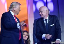 Трамп обсудил с Инфантино дисквалификацию Балогуна перед матчем с Бельгией Трамп обсудил с Инфантино дисквалификацию Балогуна перед матчем с Бельгией