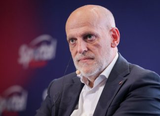 Тебас критикует Инфантино и обвиняет систему ФИФА в деградации Тебас критикует Инфантино и обвиняет систему ФИФА в деградации