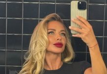 Анжелика Тиманина показала в социальной сети купальник необычного кроя Анжелика Тиманина показала в социальной сети купальник необычного кроя