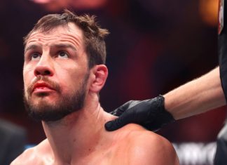 Крылов уложился в лимит перед боем на UFC 329 Крылов уложился в лимит перед боем на UFC 329