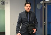 Экс-арбитр Грефе раскритиковал отмену гола Египта на ЧМ-2026 Экс-арбитр Грефе раскритиковал отмену гола Египта на ЧМ-2026
