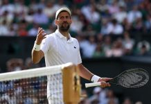 Джокович поспорил с супервайзером на Уимблдоне Джокович поспорил с супервайзером на Уимблдоне