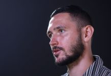 Чернов связал отстранение с оттоком россиян в Европу