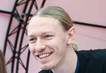 Матвей Сафонов сделал первый удар в финале Медиалиги Матвей Сафонов сделал первый удар в финале Медиалиги