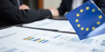 Премия по французскому долгу достигла максимума с апреля на фоне вотума доверия