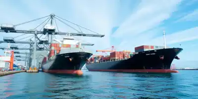 США приостанавливают портовые сборы для китайских судов