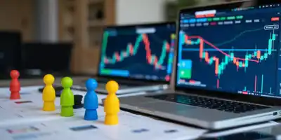 Акции Pop Mart снизились из-за опасений по поводу спроса на Labubu