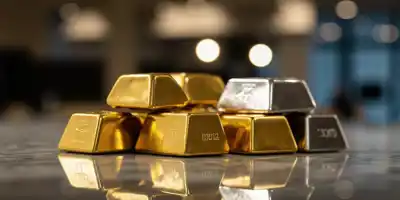 Золото достигло исторического максимума выше 4600 долларов за унцию