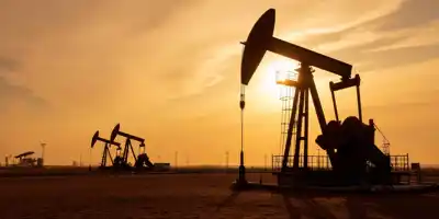 Рекордное сокращение нефтяных вышек в Саудовской Аравии: приоритет газовым проектам