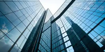 KKR и Quadrantis приобретут доли в гонконгской Peak Reinsurance