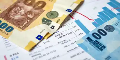 Форинт снизился после отставки замглавы Нацбанка Венгрии Вирига