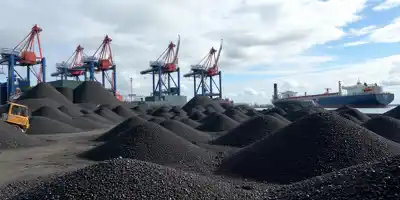 Китай вводит запрет на железную руду BHP из-за разногласий по ценам