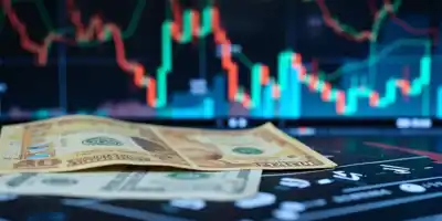 Индийская рупия и облигации под давлением перед решением ФРС по ставкам