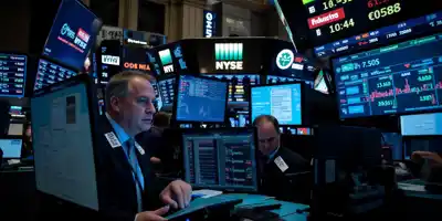 Волатильность на Уолл-стрит снижается перед заседанием ФРС