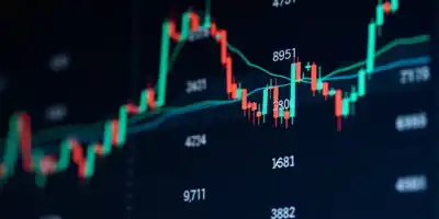 Биткоин достиг двухнедельного максимума на фоне хрупких настроений в крипторынке