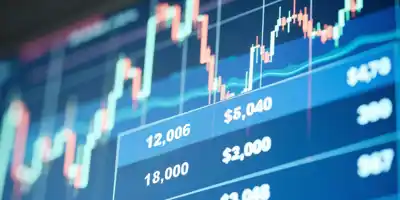 Трейдеры отмечают риски односторонней интервенции Японии для поддержки иены