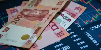 Укрепление юаня выше 7 к доллару будет кратковременным, прогнозирует эксперт