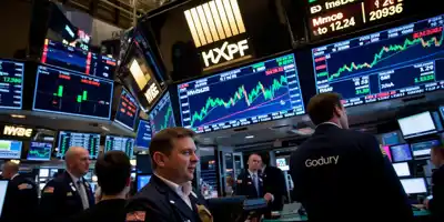 Fresnillo и Burberry лидируют в лучшем году британских акций с 2009 года