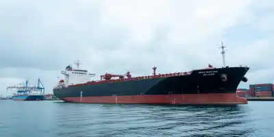 Китай вводит новые портовые сборы для танкеров: последствия для рынка