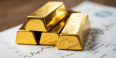 Золото достигло рекордных цен на фоне угроз тарифов