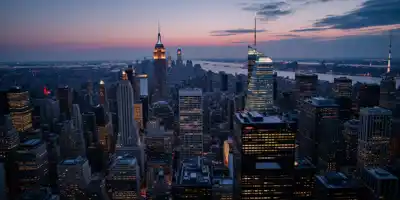 Нью-Йорк избегает повышения налогов для миллионеров и компаний