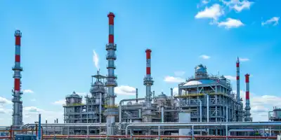 Рост нефтяных котировок после решения OPEC+ о приостановке увеличения добычи