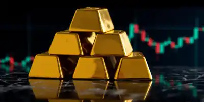 Золото стабильно после ожиданий снижения ставок в США