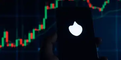 Рост продаж iPhone 17 позитивно влияет на котировки Apple