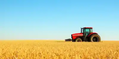 Неопределенность торговой сделки США и Китая оставляет производителей тракторов в ожидании