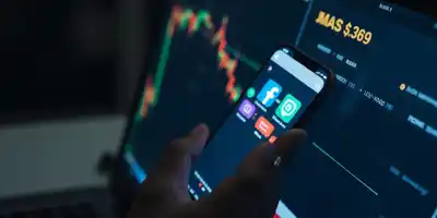 Почему продолжаются ажиотажи вокруг мем-акций на бирже