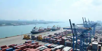 Рост внешней торговли Китая в 2025 году на 3,8% с новым максимумом