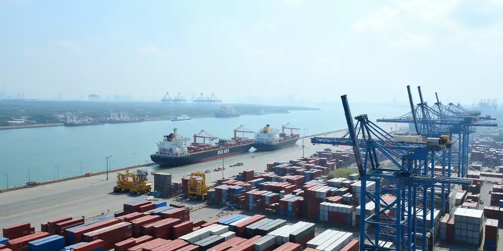 Рост внешней торговли Китая в 2025 году на 3,8% с новым максимумом