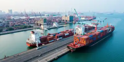 Экспорт Китая дал максимальный вклад в рост ВВП с 1997 года