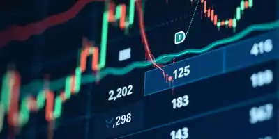 Прогнозы ослабления юаня к концу года сохраняются, несмотря на текущий рост