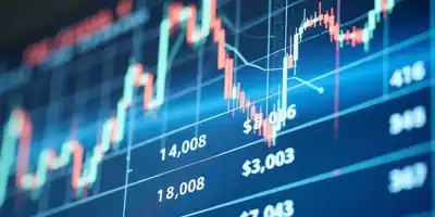 Банк России сохранит жесткую ДКП из-за инфляционных рисков