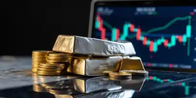 Серебро близко к рекордному максимуму на ставках на дефицит поставок