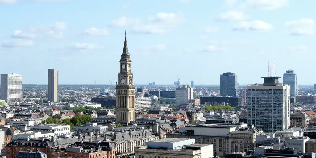 Франция планирует сокращение дефицита бюджета на следующий год