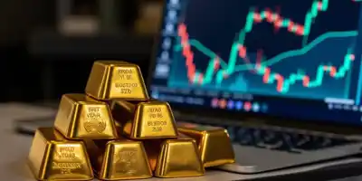 Золото сохраняет позиции на фоне ожиданий смягчения монетарной политики ФРС