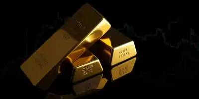 Золото укрепляет позиции на фоне опасений инвесторов, опережая Bitcoin