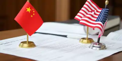 Китай на год приостанавливает запрет на экспорт в США товаров двойного назначения