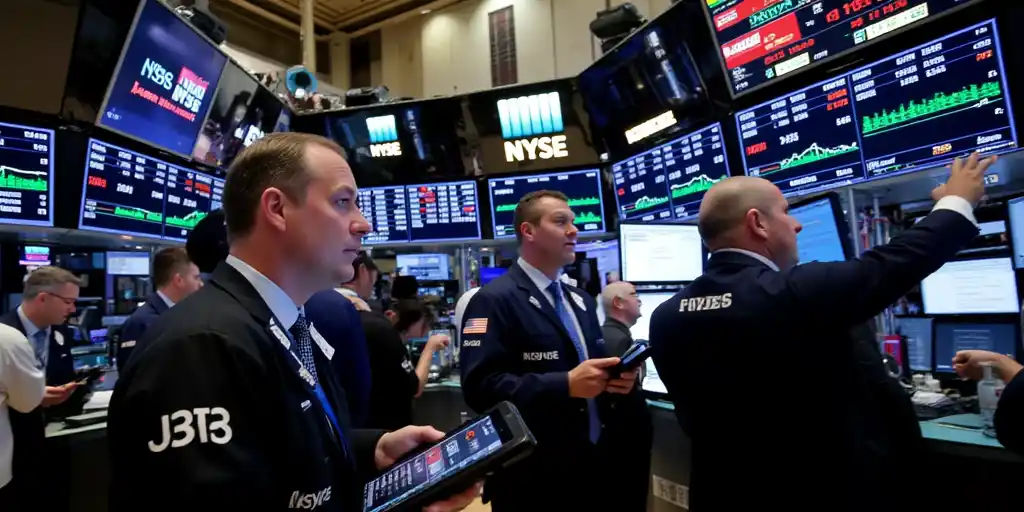 Американские акции снижаются из-за опасений по оценкам технологий и рынку труда