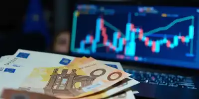 Евро пока не способен конкурировать с долларом на глобальном уровне