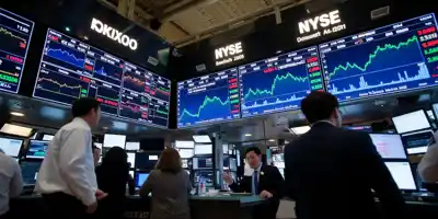 Южнокорейские акции восстанавливаются на фоне роста чипмейкеров