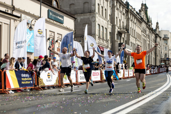 Международный Владивостокский марафон "Мосты Владивостока" (Galaxy Vladivostok Marathon 2019)