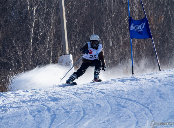 Первый этап соревнований по лыжным гонкам "Гонка сильнейших"
