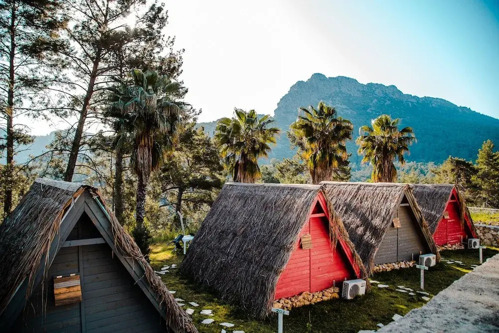 Standard room with mountain view