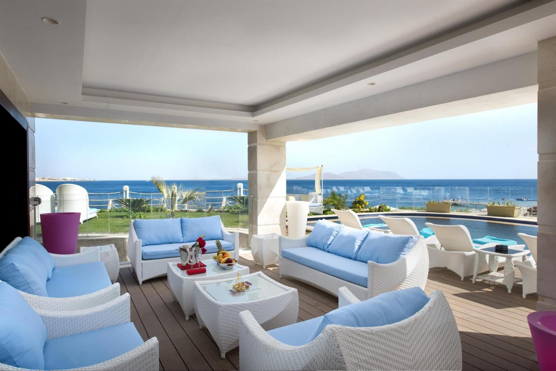 Royal Villa - Posh Club